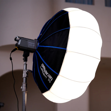 Amaran Lantern 90 - softbox sferyczny 90cm, modyfikator światła (szybki montaż, Bowens) - przykład użycia
