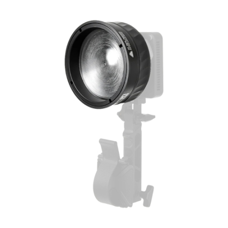 Amaran Mini Fresnel - soczewka Fresnela do lamp Ray 60c / 120c (z wrotami, 15º-30º, Bowens) - przykład użycia