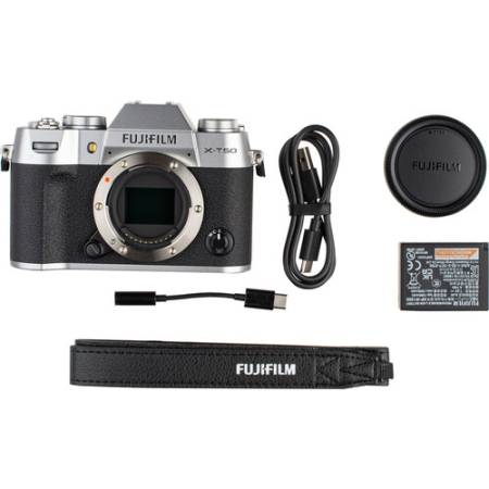 FUJIFILM X-T50 + XC15-45MM - zestaw, aparat bezlusterkowy 40.2Mpx, APS-C + obiektyw 15-45mm, F3.5-5.6 (srebrny) - część zestawu