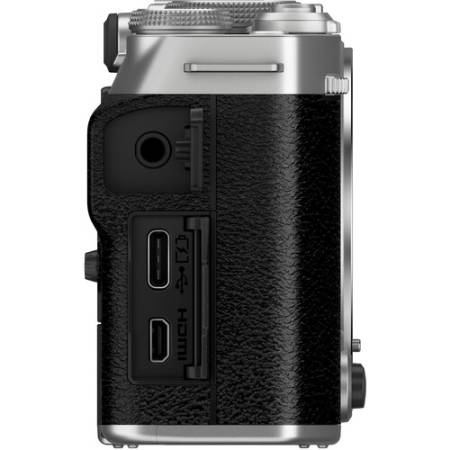 FUJIFILM X-M5 + XC15-45MM - zestaw, aparat bezlusterkowy 26.1Mpx, APS-C + obiektyw 15-45mm, F3.5-5.6 (srebrny) - bok