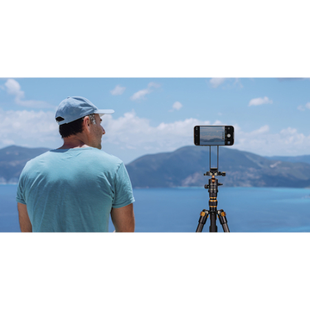 K&F Concept KF5555 MS-47 - mini statyw 2w1, selfie stick do smartfona (magnetyczne mocowanie MagSafe) - przykład użycia