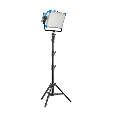Manfrotto Avenger A1020B - statyw oświetleniowy Combo 20 (110-198cm, udźwig 25kg, 3-sekcyjny, czarny) - przykład użycia