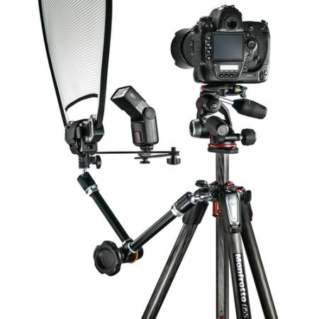 Manfrotto MT055CXPRO3 - statyw Carbon (9-170cm, udźwig 20kg, 3-sekcyjny) - przykład użycia