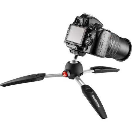 Manfrotto MTPIXIEVO-BK - mini statyw stołowy PIXI EVO (10,5-20cm, udźwig 2,5kg, 2-sekcyjny, czarny) - przykład użycia