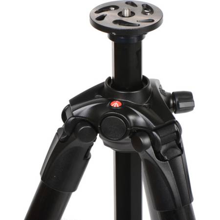Manfrotto MT057C4 - statyw Carbon (23-205cm, udźwig 20kg, 4-sekcyjny) - mocowanie górne