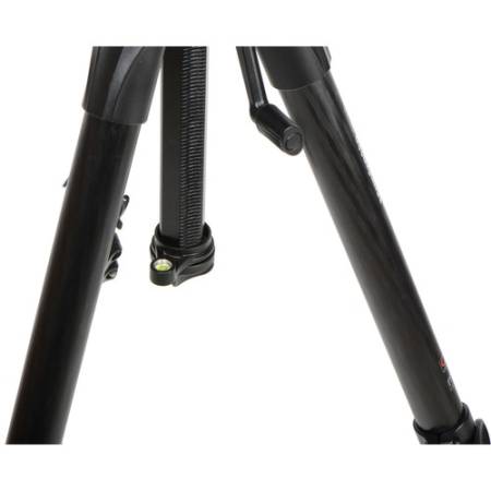 Manfrotto MT057C4 - statyw Carbon (23-205cm, udźwig 20kg, 4-sekcyjny) - zbliżenie