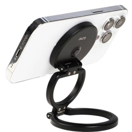 Nanlite Lumo (Polar Black) - pierścieniowa mini lampa LED, z uchwytem na smartfon, 3200-5600K - przykład użycia