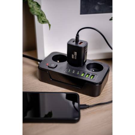 Newell NL5274 - ładowarka sieciowa GaN 65W, 2x USB-C, USB-A - przykład użycia