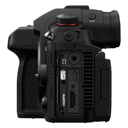 Panasonic LUMIX GH7 + FS12060 - zestaw, aparat bezlusterkowy z obiektywem 12-60mm f/3.5-5.6, DC-GH7ME_3