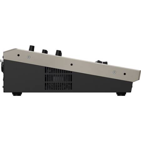 Roland VR-120HD - mikser AV z bezpośrednim streamingiem