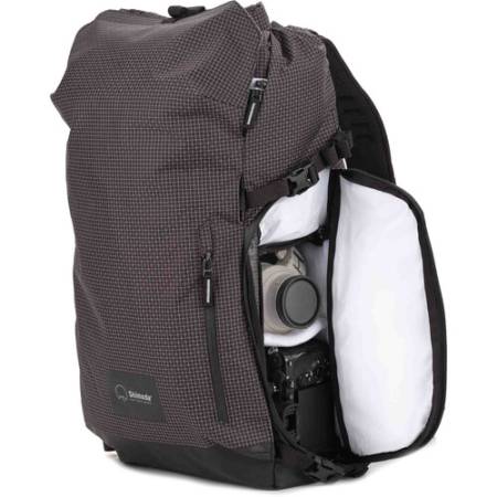 Shimoda Sidecountry 32 Starter Kit (Black/White) - zestaw, plecak fotograficzny 32L + średnia torba na sprzęt (520-355) - przykład użycia