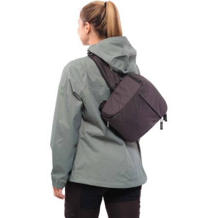 Shimoda Sidecountry 32 Starter Kit (Black/White) - zestaw, plecak fotograficzny 32L + średnia torba na sprzęt (520-355) - przykład użycia
