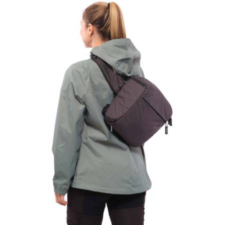 Shimoda Side Lite 22 Starter Kit (Black/White) - zestaw, plecak fotograficzny 22L + średnia torba na sprzęt (520-371) - przykład użycia