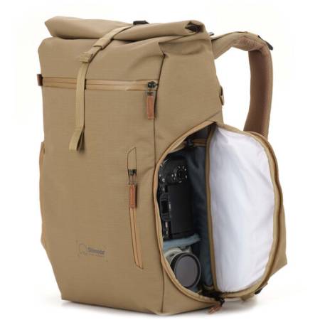 Shimoda Side Street 22 Starter Kit (Boa) - zestaw, plecak fotograficzny 22L + średnia torba na sprzęt (520-381) - przykład użycia