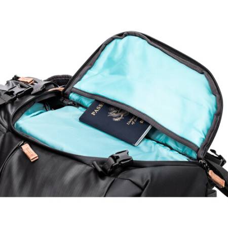 Shimoda Explore v2 30 Starter Kit + Medium Mirrorless Core Unit Black - zestaw, plecak fotograficzny z kratownicą