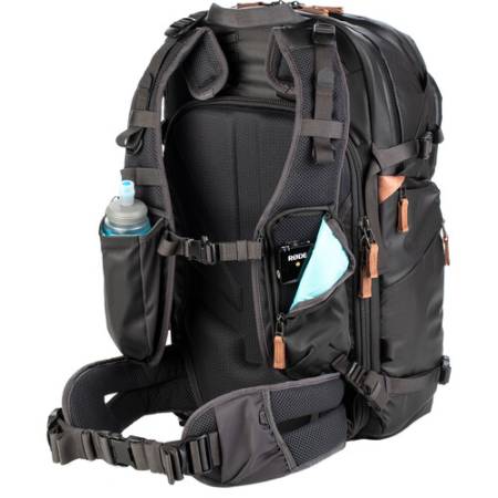 Shimoda Explore v2 30 Starter Kit + Medium Mirrorless Core Unit Black - zestaw, plecak fotograficzny z kratownicą