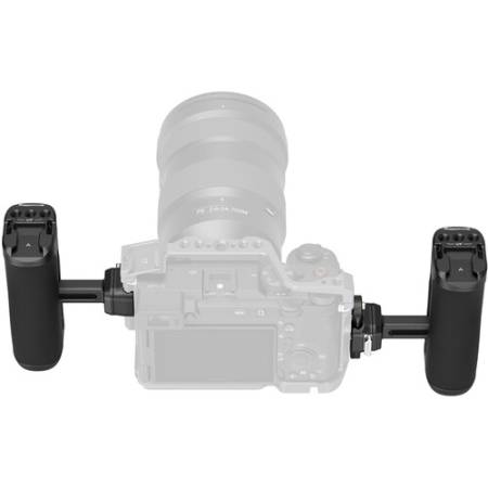 SmallRig 5951 - dwustronny uchwyt boczny do klatki operatorskiej, mocowanie NATO, szybkozłączka HawkLock H21, udźwig 10kg - przykład użycia