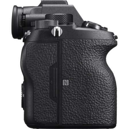 Sony A7RIVa - aparat, bezlusterkowiec pełnoklatkowy z matrycą 61Mpx, ILCE-7RM4A