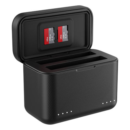 Telesin S2-HNB-09 - ładowarka dwukanałowa do akumulatorów do Insta360 X3 (USB-C, 2x slot na microSD) - przykład użycia
