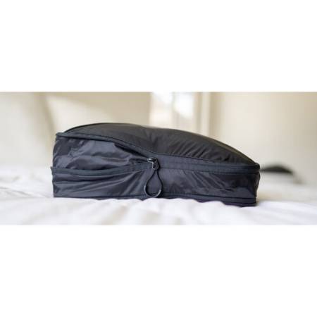 Wandrd Packing Cube Large - duży wkład do plecaka, 5,6L - przykład użycia