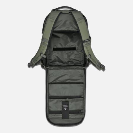 Wandrd Prvke 31 Pocket Photo Bundle - plecak fotograficzny typu Pocket 31L + akcesoria, zielony - środek