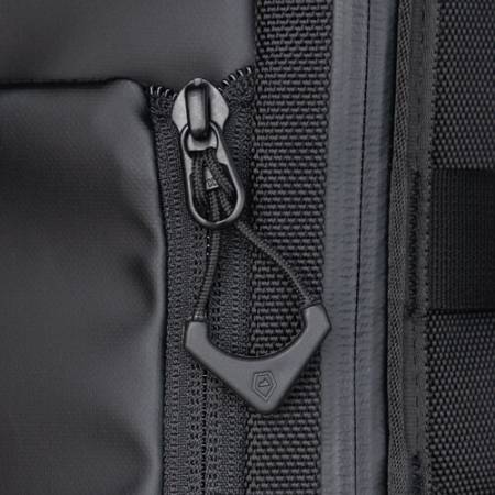 Wandrd Zipper Pullers - uchwyty / przywieszki do zamków błyskawicznych, 12 sztuk (czarne) - przykład użycia
