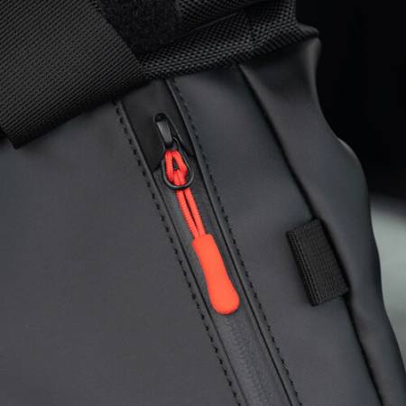 Wandrd Zipper Pullers - uchwyty / przywieszki do zamków błyskawicznych, 12 sztuk (czerwone) - przykład użycia