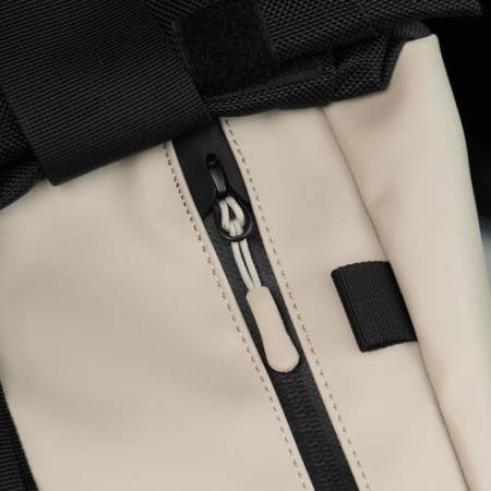 Wandrd Zipper Pullers - uchwyty / przywieszki do zamków błyskawicznych, 12 sztuk (beżowe) - przykład użycia